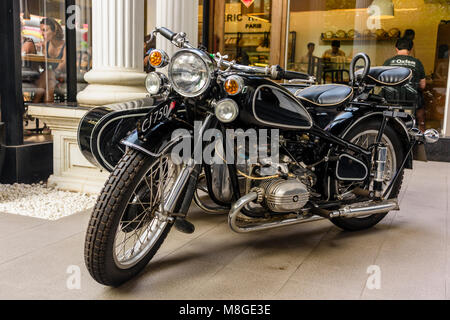 Nero Changjiang 1969 750 M1S MOTO e sidecar, prodotta in Cina Foto Stock