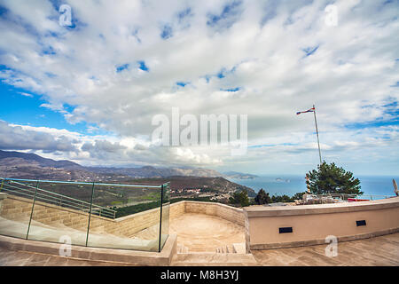 Fortezza Imperjal sulla montagna Sdr in Dubrovnik Croazia Foto Stock