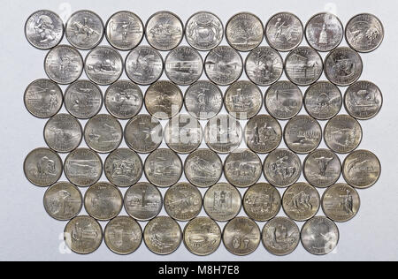 1999-2009 US membro quarti territori set completo di 56 utilizzato monete con un'immagine unica sul retro di ciascun.L'immagine include 2 monete con la Foto Stock