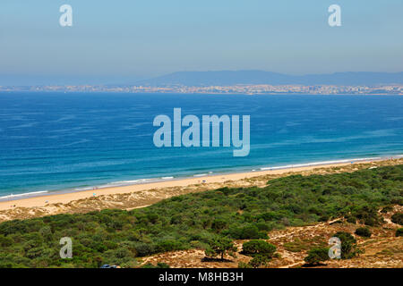 Costa da Caparica spiaggia, nei pressi di Lisbona. Portogallo Foto Stock