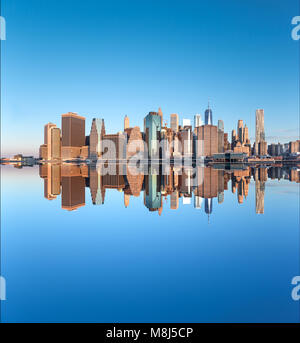 SKYLINE DEL CENTRO EAST RIVER MANHATTAN NEW YORK CITY USA Foto Stock
