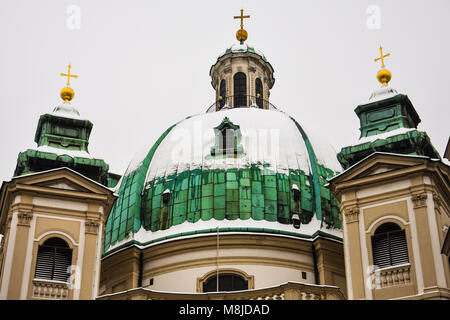 Vienna, Austria. Febbraio 1, 2017. Cupola di Peterskirche (St. Pietro Chiesa), un barocco cattolica romana chiesa parrocchiale Foto Stock