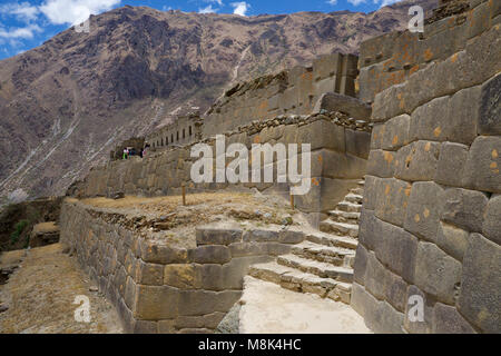 Le rovine di Ollantaytambo, Valle Sacra, Perù Foto Stock