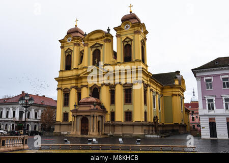 Timisoara, Romania. Febbraio 06, 2017. Di San Giorgio e cattedrale (Piata Unirii) Foto Stock