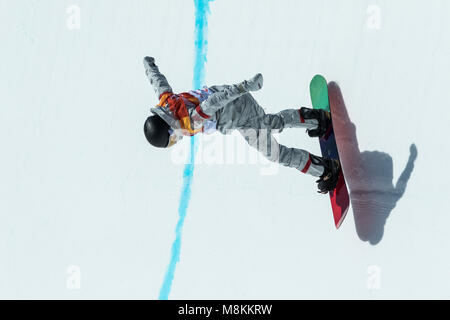 Kelly Clark (USA) in competizione nel Signore di Snowboard Halfpipe finals presso i Giochi Olimpici Invernali PyeongChang 2018 Foto Stock