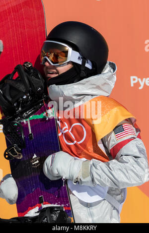 Kelly Clark (USA) in competizione nel Signore di Snowboard Halfpipe finals presso i Giochi Olimpici Invernali PyeongChang 2018 Foto Stock