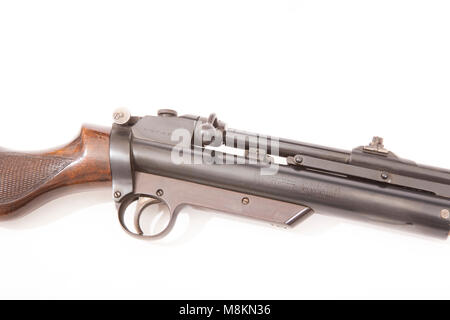 Una Webley & Scott Mk11 Service air rifle con un .25 canna. Essi originariamente fornito con tre barili in .177, .22 e .25 calibro. Mostra trigger e b Foto Stock