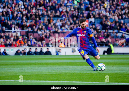 Marzo 18, 2018 - Barcelona, Barcelona, Spagna - (10) Messi durante la Liga match tra FC Barcelona e il triidrato di alluminio. Bilbao ha suonato presso il Camp Nou. Credito: Joan Gosa Badia/Alamy Credito: Joan Gosa Badia/Alamy Live News Foto Stock