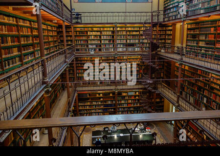 Dic 20, 2017 - La Biblioteca del Rijksmuseum di Amsterdam. Una delle più famose belle biblioteche e sale di lettura nel mondo Foto Stock