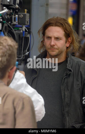 Bradley Cooper riprese in posizione per 'Buio campi" in New York City. 7 aprile 2010: Credito Dennis Van Tine/MediaPunch Foto Stock