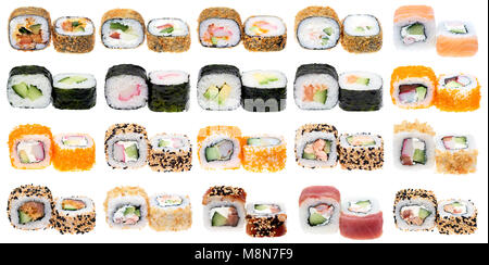 Diversi tipi di sushi roll isolati su sfondo bianco. Cuisiune giapponese Foto Stock