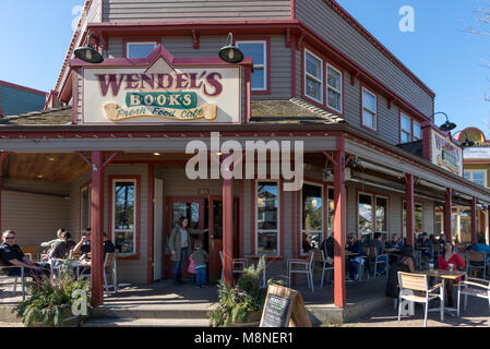 Wendel's Book Store e cafè nel centro di Fort Langley, British Columbia. Foto Stock