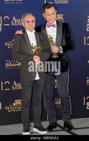 Paco Wong e Louis Koo frequentando il dodicesimo film Asiatico cerimonia di premiazione al Venetian Hotel il 17 marzo 2018 a Macao (Cina). Foto Stock