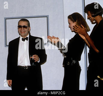 Washington, DC, Stati Uniti d'America, 21 giugno 1989 Karl Langerfeld frequentando il beneficio Childhelp a Washington DC. Credito: Mark Reinstein/MediaPunch Foto Stock