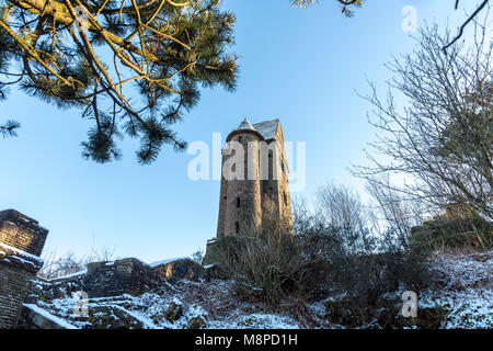 La torre di piccione Rivington fu costruito nel 1910 da Lord Leverhulme come parte del suo Rivington estate nel parco di leva e si trova a nord ovest di bordo Foto Stock