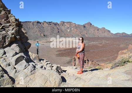 "Santa Cruz" "Tenerife' "Madonna nera" "Cristo sulla croce' 'candeleria' mariano basilica 'mount teide" "volcanoe" "Flussi di lava" "vacanze". Foto Stock