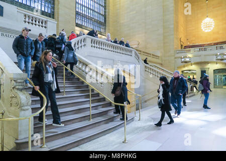 Grand Concourse e scala in Grand Central Terminal, NYC, STATI UNITI D'AMERICA Foto Stock