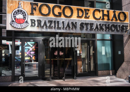 Fogo de Chao Steakhouse brasiliano, NYC, STATI UNITI D'AMERICA Foto Stock