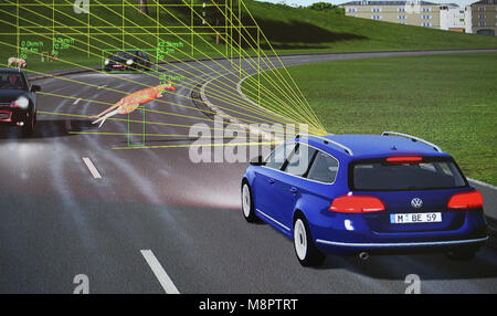 08 febbraio 2018, Germania, Kempten: Un canguro salta nella parte anteriore di una macchina di guida in una simulazione al computer. Gli scienziati di Kempten Università di Scienze Applicate di testare i sistemi di assistenza alla guida con l aiuto di simulazioni al computer. Nelle situazioni di vita quotidiana come cattive condizioni meteorologiche o animali saltando su strada vengono simulate. Foto: Karl-Josef Hildenbrand/dpa Foto Stock