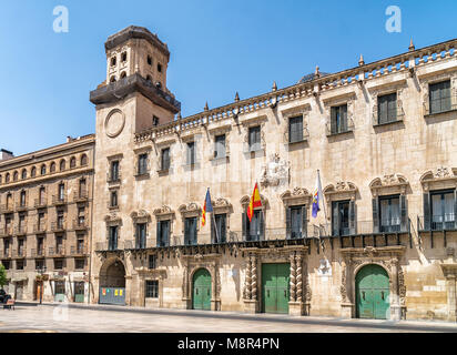Una vecchia casa. Il municipio. Alicante, Spagna Foto Stock