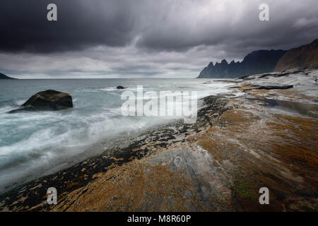 Scena da Tungeneset, Senja, Norvegia Foto Stock