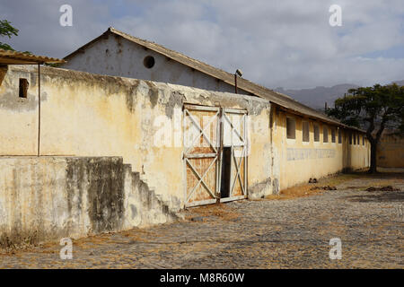 Blocchi di caserme, Museu do Tarrafal, Tarrafal Camp, Tarrafal, isola di Santiago, Capo Verde Foto Stock