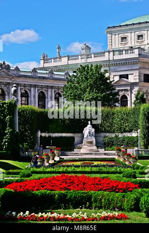 Statua di Sissi nel Volksgarten di Vienna in Austria Foto Stock