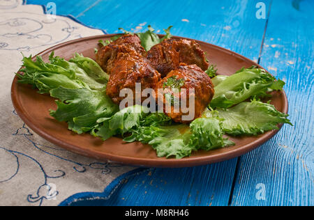 Pollo ktzitzot - terra israeliana polpetta di carne fatta sia con carne di manzo o pollo Foto Stock