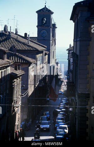 Uno del caratteristico paesino nel centro dell'Italia, Caprarola, nella regione Lazio. Foto Stock