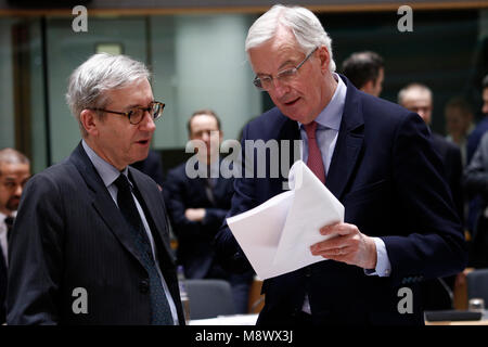 Bruxelles,Belgio xx Marzo 2018. Unione Europea il capo negoziatore Brexit Michel Barnier assiste ad una UE del Consiglio Affari Generali. Alexandros Michailidis/Alamy Live News Foto Stock