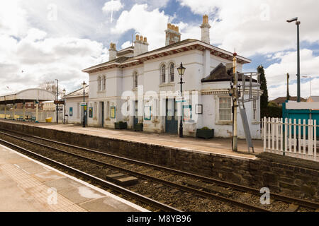 Gobowen stazione ferroviaria sulla Shrewsbury a Chester linea a Il Grade ii Listed è un edificio costruito nel 1846 Foto Stock