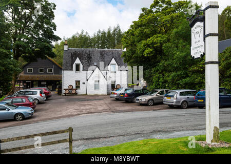 Il Clachaig Inn, Glencoe, regione delle Highlands, Scotland, Regno Unito Foto Stock