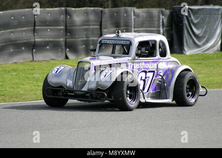 Legenda coupe racing nella neve Foto Stock