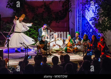 Musica Sufi concerto presso l'Istituto di cultura islamica, Parigi, Francia. Foto Stock