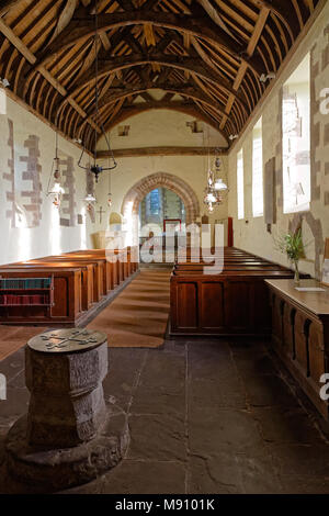 La chiesa di St David a Llanthony Priory Galles Foto Stock