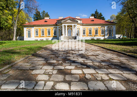 Palazzo e parco ensemble "amchiki' nel villaggio di Samchiki, Ucraina Foto Stock