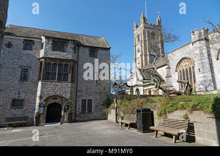 L'Oca golosa ristorante nel più antico edificio di Plymouth. La casa Prysten date dal 1487. Plymouth Devon UK Foto Stock