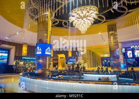 BANGKOK, Thailandia, febbraio 02, 2018: vista interna del Siam Paragon Shopping Mall. Con 16 schermi e 5.000 posti a sedere, il Cineplex Thailands è il più grande film Foto Stock
