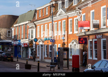 La città mercato di Alton nel centro di Hampshire, sud del Regno Unito. Foto Stock