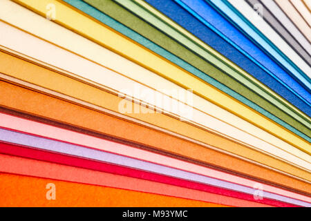 https://l450v.alamy.com/450vit/m93ymc/cartoncini-colorati-dettaglio-macro-scegli-il-colore-textured-background-posizione-orizzontale-m93ymc.jpg