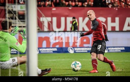 Germania, Norimberga, Max Morlock Stadion 02.02.2018 - 2.Bundesliga - 1. FC Nürnberg vs. Erzgebirge Aue - Immagine: Tobias Werner #13 Foto Stock