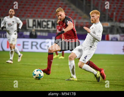 Germania, Norimberga, Max Morlock Stadion 02.02.2018 - 2.Bundesliga - 1. FC Nürnberg vs. Erzgebirge Aue - Immagine: ANNONE Behrens #18 Foto Stock