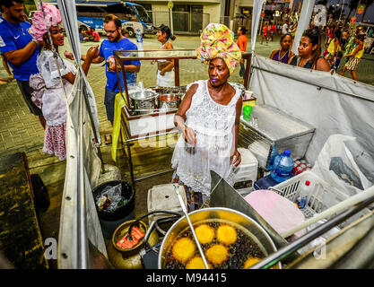 Baianas, Farol da Barra, Salvador, Bahia, Brasile. Foto Stock