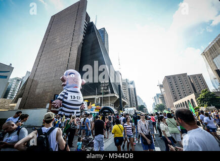 Manifestazione di protesta, 03.2016, Paulista Avenue Capitale, Sao Paulo, Brasile. Foto Stock