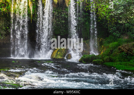 Famose cascate Kursunlu a Antalya Foto Stock