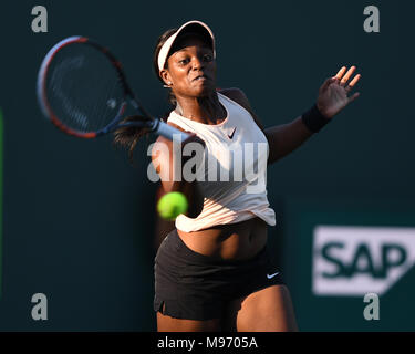 Key Biscayne, FL, Stati Uniti d'America. 22 Mar, 2018. Sloane Stephens Vs Ajia Tomljanovic durante il Miami aperto a Crandon Park Tennis Center su Marzo 22, 2018 in Key Biscayne, Florida. Credito: Mpi04/media/punzone Alamy Live News Foto Stock