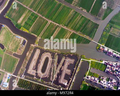 Nanton, Nanton, Cina. 23 Mar, 2018. Nantong, Cina-23rd Marzo 2018: la fotografia aerea del villaggio in Nantong, est cinese della provincia di Jiangsu. Credito: SIPA Asia/ZUMA filo/Alamy Live News Foto Stock