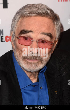 Hollywood, CA. 22 Mar, 2018. Burt Reynolds all'ultimo star di cinema Premiere presso il teatro egiziano a Hollywood, in California . Marzo 22, 2018. Credito: David Edwards/media/punzone Alamy Live News Foto Stock