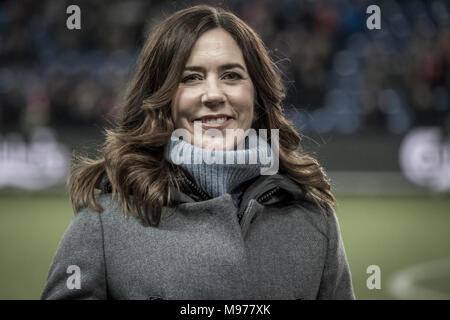 Brøndby, Danimarca. 22 Mar, 2018. Maria, la Principessa Ereditaria di Danimarca, visto a Brøndby Stadion prima il calcio amichevole tra Danimarca e Panama. La fondazione di Maria è stato premiato con la UEFA Fondazione per i bambini donazione. (Photo credit: Gonzales foto - Kim M. Leland). Credito: Gonzales foto/Alamy Live News Foto Stock