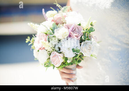 Fiori sorprendenti per un matrimonio squisito Foto Stock